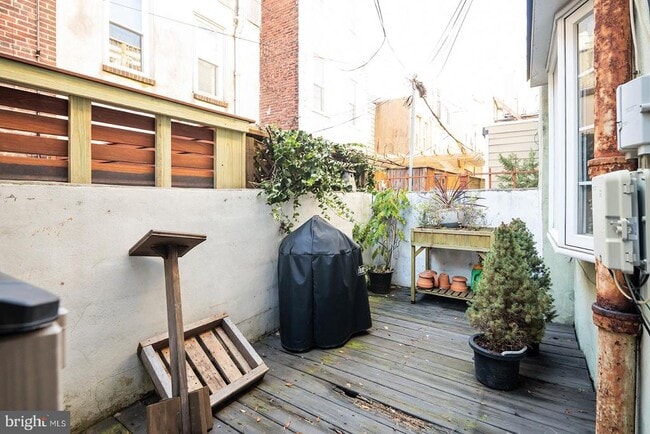 Building Photo - 516 Kauffman St