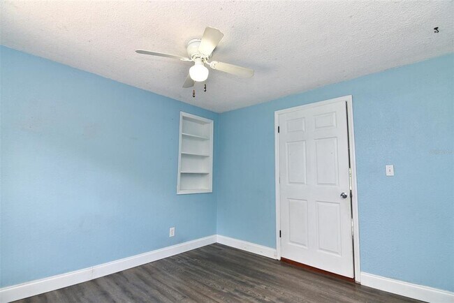 Building Photo - 7033 Easter St