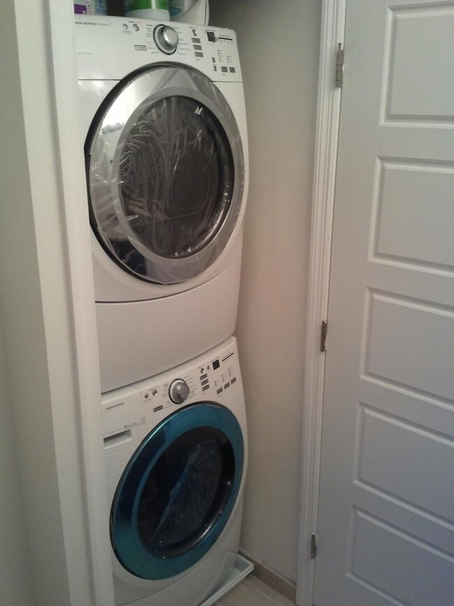 Building Photo - 2803 North Capitol St NE