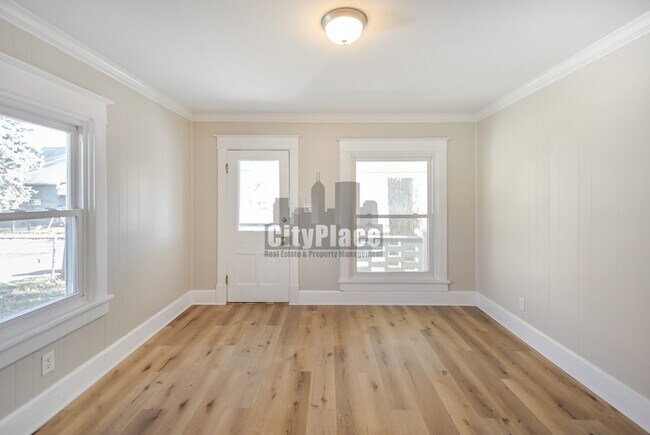 Building Photo - 2012 Olive St