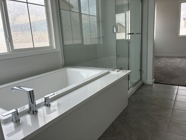 Building Photo - 10934 Orange Blossom Rd
