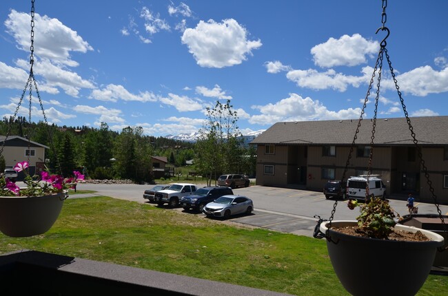 Building Photo - Dillon Valley East Condo! Unfurnished! Hea...