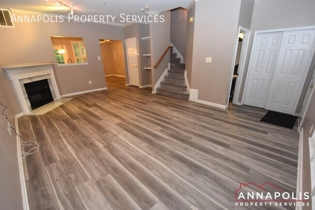 Building Photo - 30 Harbour Heights Dr