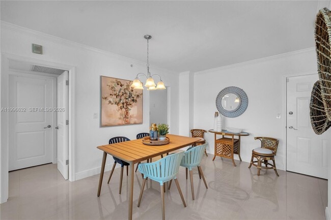 Building Photo - 2501 S Ocean Dr