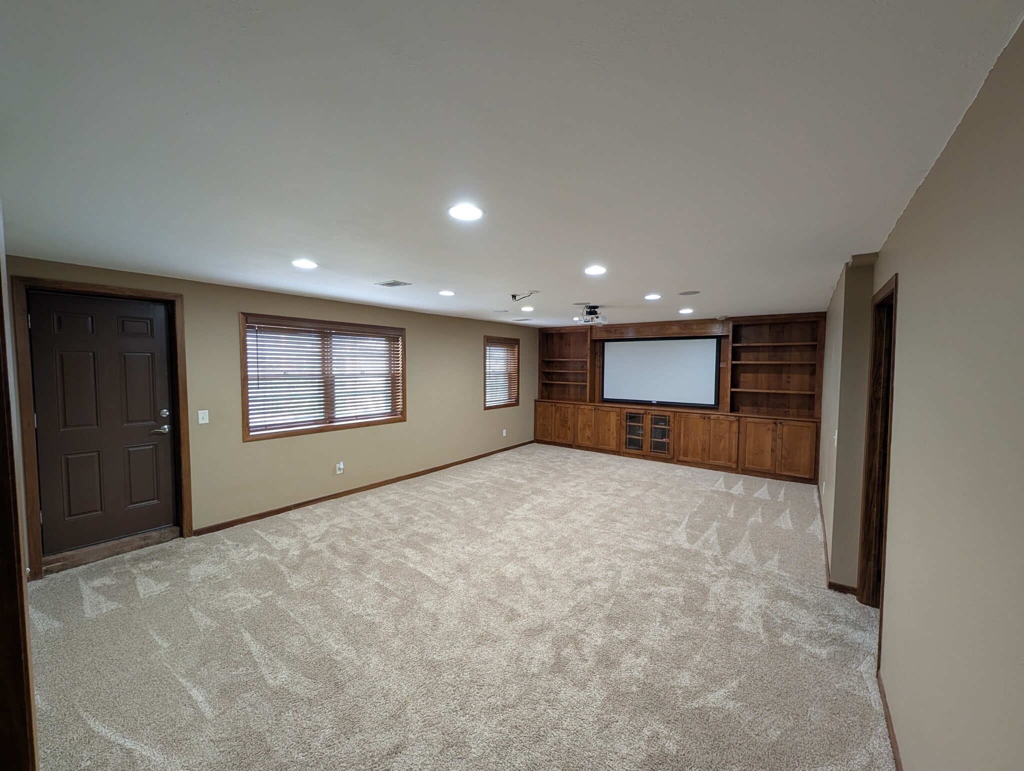 Building Photo - 4005 S Glenview Rd