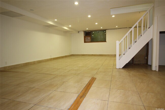 Building Photo - 88-82-88-62 62nd Dr