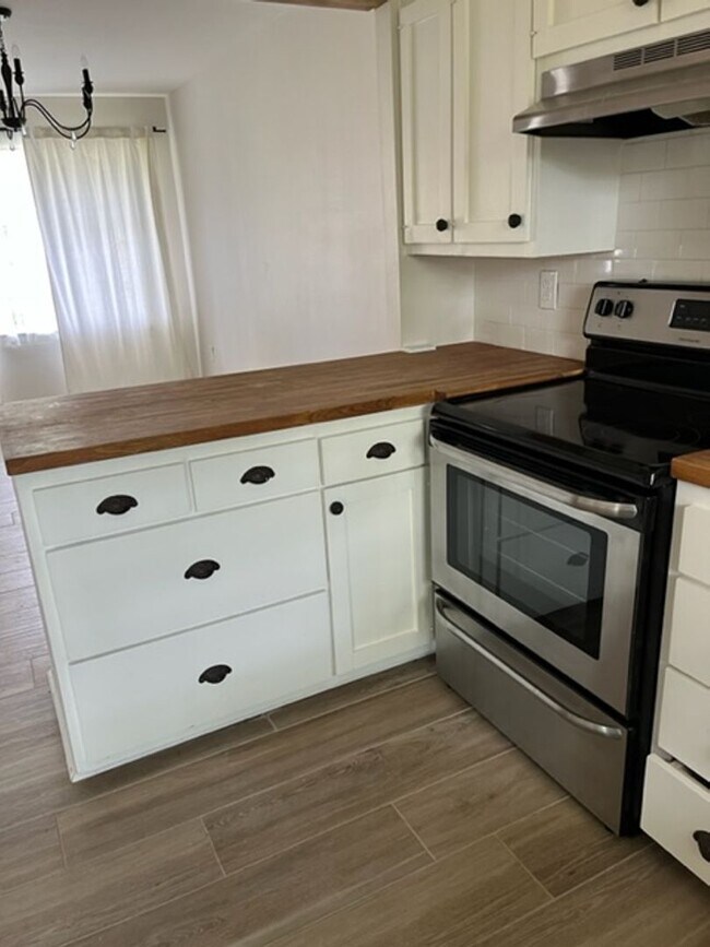 Building Photo - Renovated 3Br/2Bath Home in Magnolia Woods