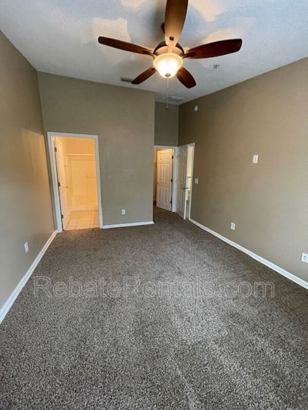 Building Photo - 7064 Deer Lodge Cir