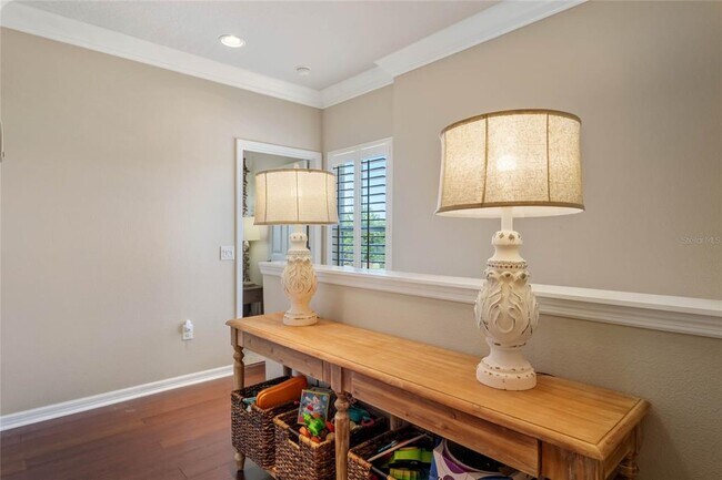 Building Photo - 672 Pensacola Ln