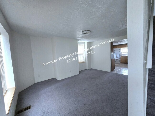 Building Photo - 455 E Jefferson St