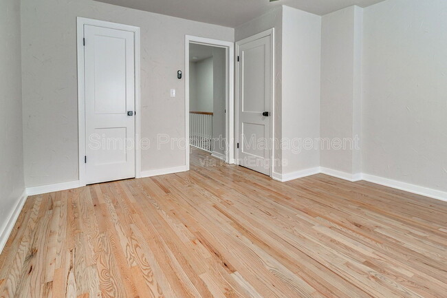 Building Photo - 1421 Classen Dr