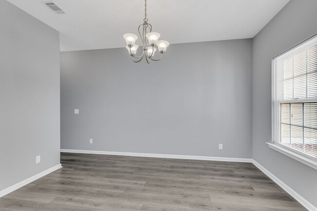 Building Photo - 50 Dove Run Dr