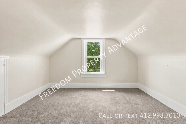 Building Photo - 106 Kuchinic St