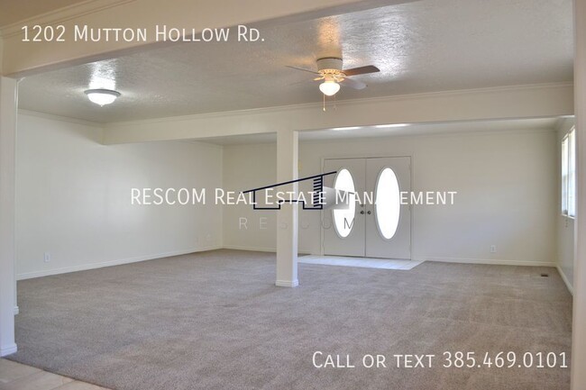 Building Photo - East Kaysville 4 Bedroom House!