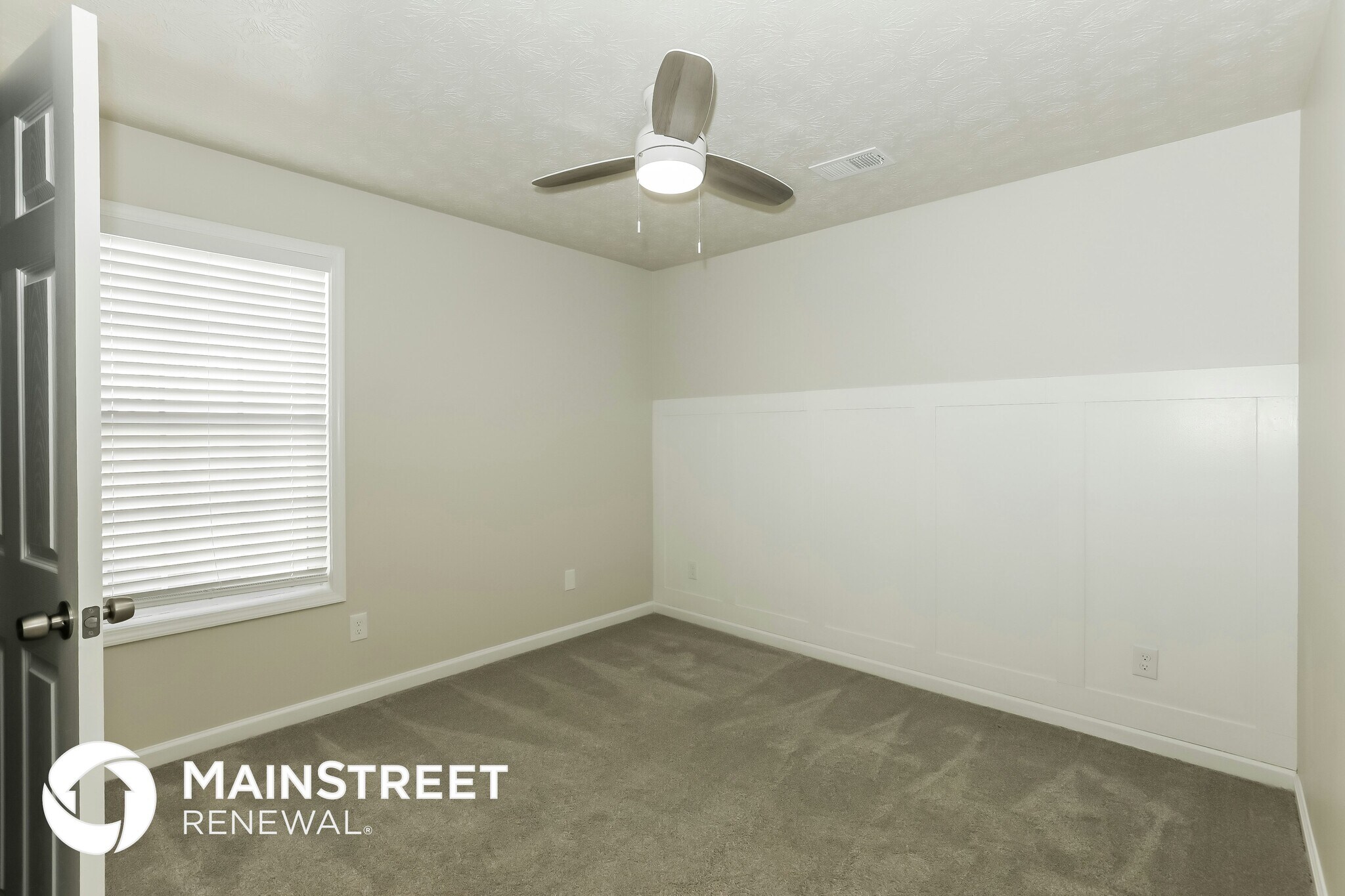 Building Photo - 241 Winthrop Ln