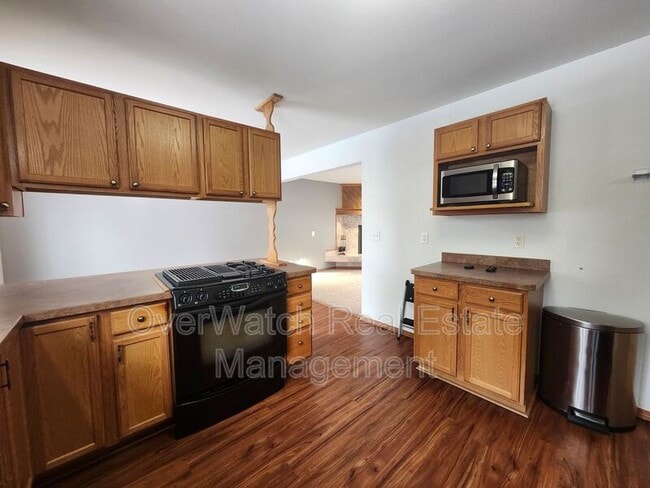 Building Photo - 4141 E 66th Ave