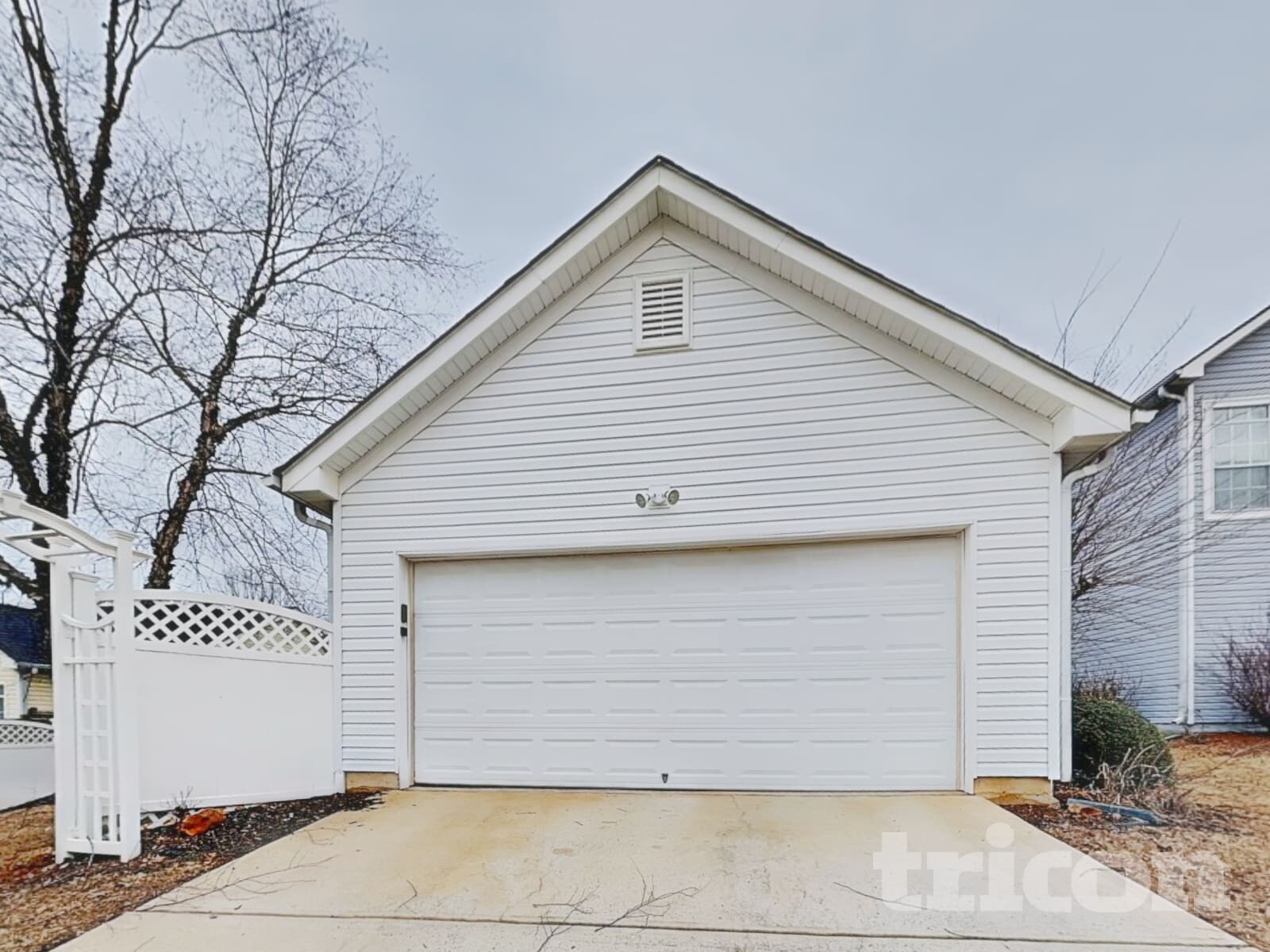 Building Photo - 2704 Mariner Way