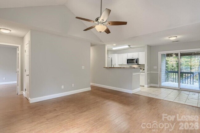 Building Photo - 431 Cedarcroft Dr