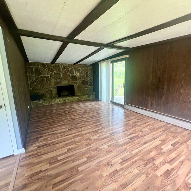 Building Photo - 3282 NY-67