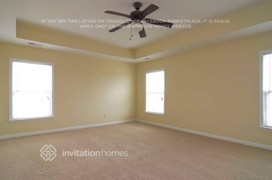 Building Photo - 7299 Madison Cir