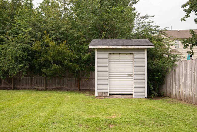 Building Photo - 209 Lansing Ct