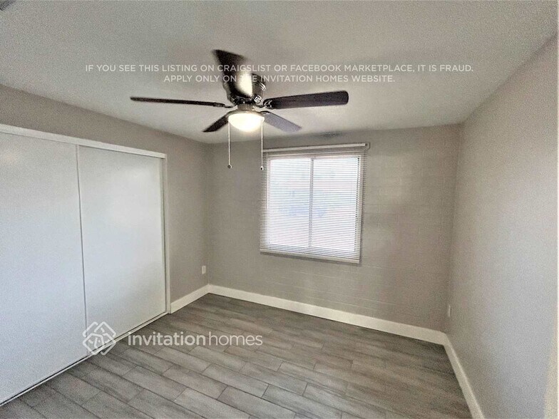 Building Photo - 4309 N 72nd Ln