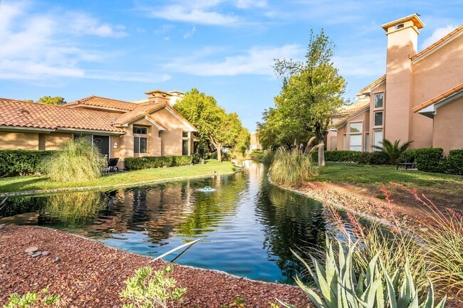 Building Photo - Charming Guard-Gated Southwest Las Vegas Townhome with Fireplace & Golf Course Views!