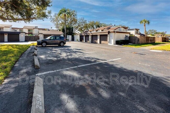 Building Photo - 2095 Sunset Point Rd