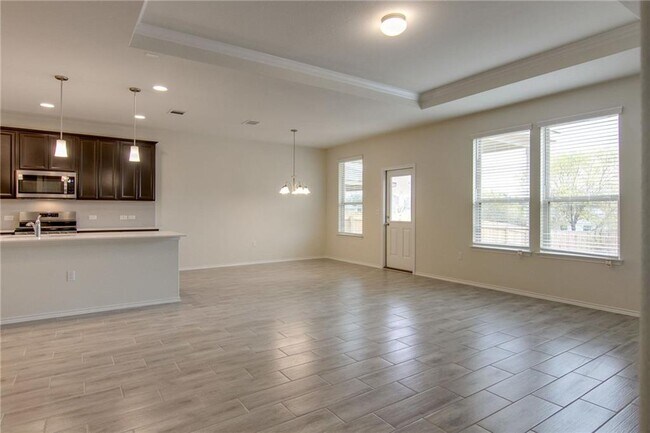 Building Photo - 6621 Hartlage St