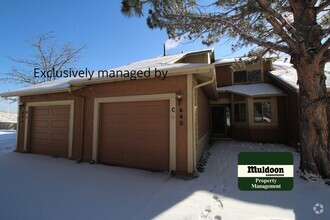 Building Photo - Comfy Pet-Friendly Condo in Southwest Colo...