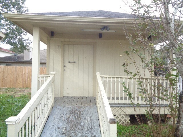 Building Photo - 1055 Ambrosden Ln