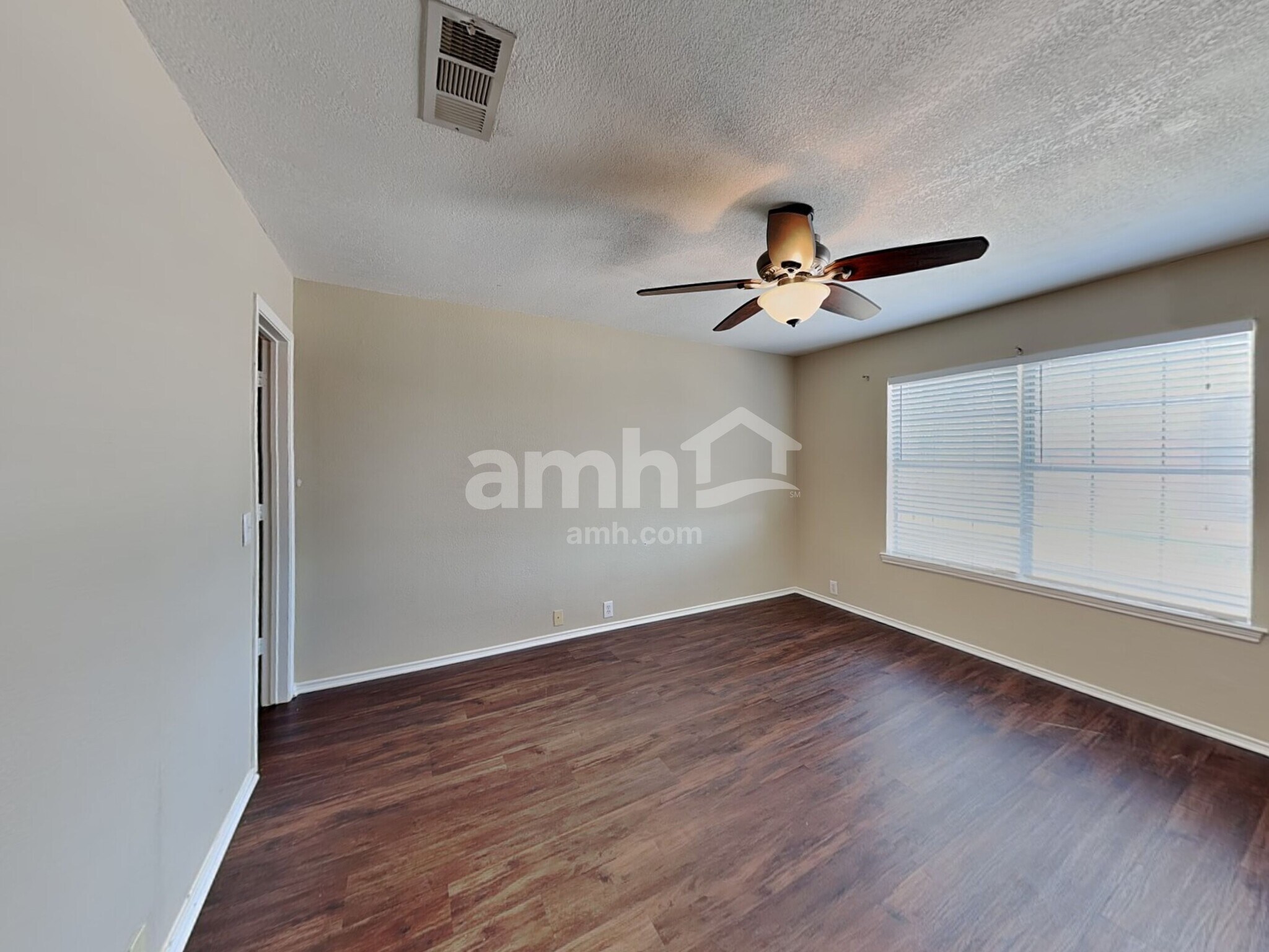 Building Photo - 3104 Pinehurst Ct