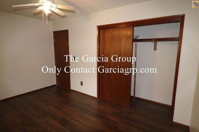 Building Photo - 15205 SW 119th Ave