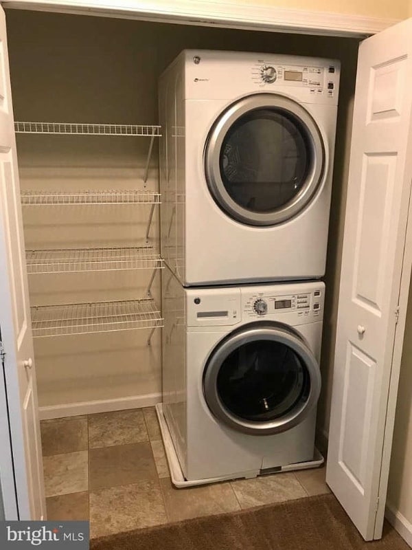 Building Photo - 518 Dakemich Ct