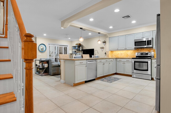 Building Photo - 22860 Ironwedge Dr
