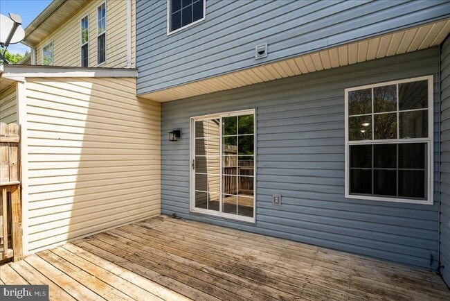 Building Photo - 229 Sherando Cir