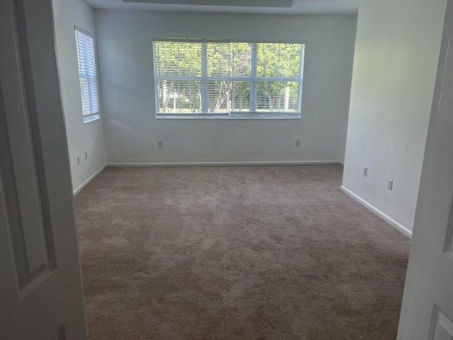 Building Photo - 9555 Phipps Ln