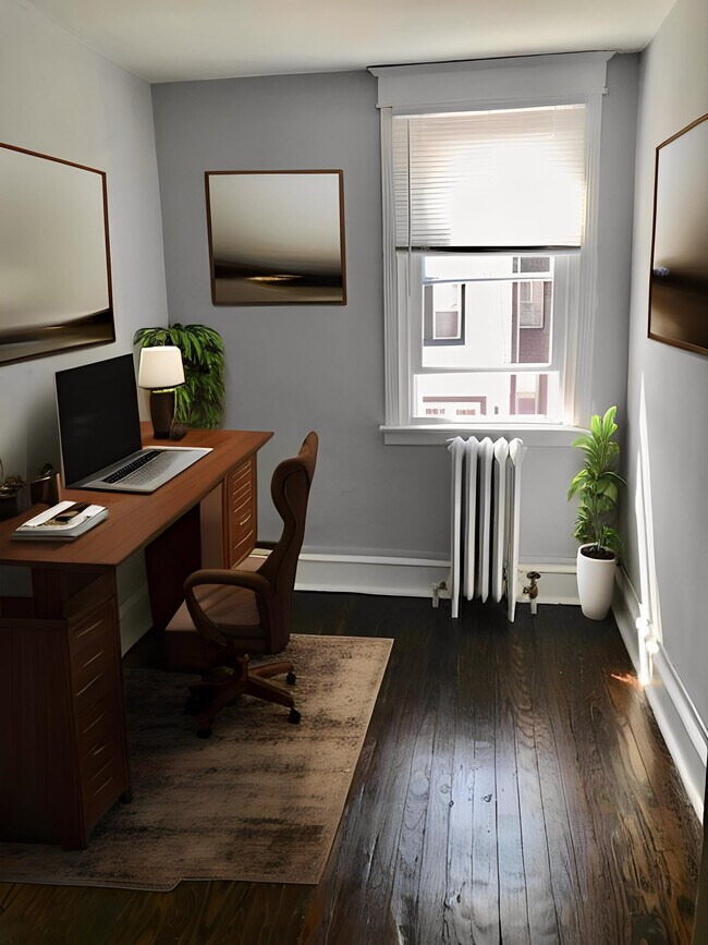 Small bedroom or office - 1010 Edgemore Rd