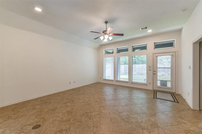 Building Photo - 248 Clementine Ct