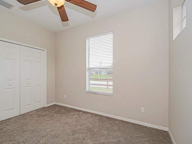 Building Photo - 7916 105th Ct