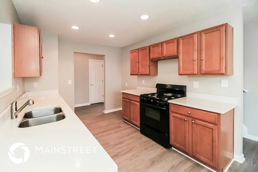 Building Photo - 3524 Devon Chase Rd