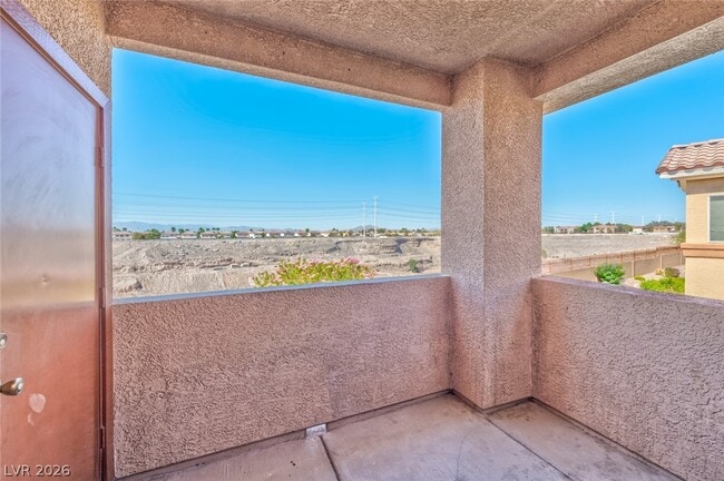 Building Photo - 1050 E Cactus Ave