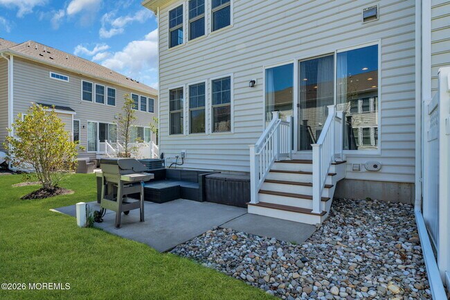 Building Photo - 2 Malcolm Way