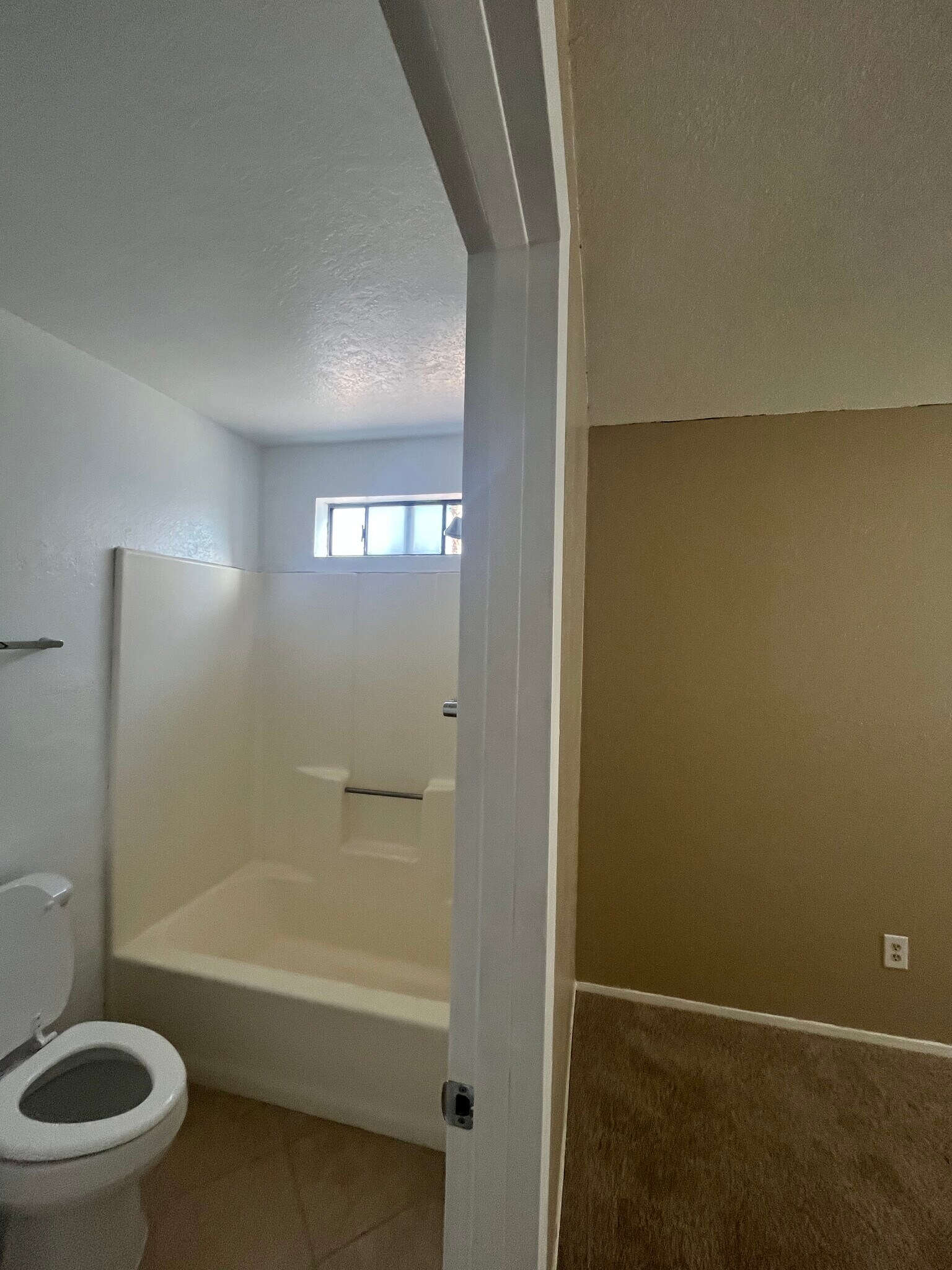 Building Photo - 371 Lake Havasu Ave N