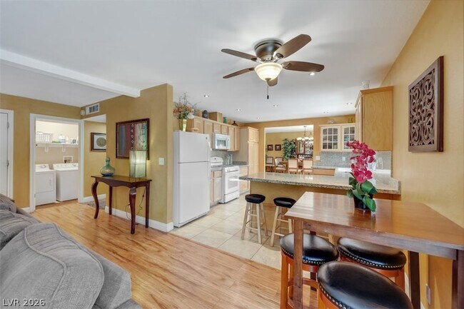 Building Photo - 3225 Mountain Spring Rd