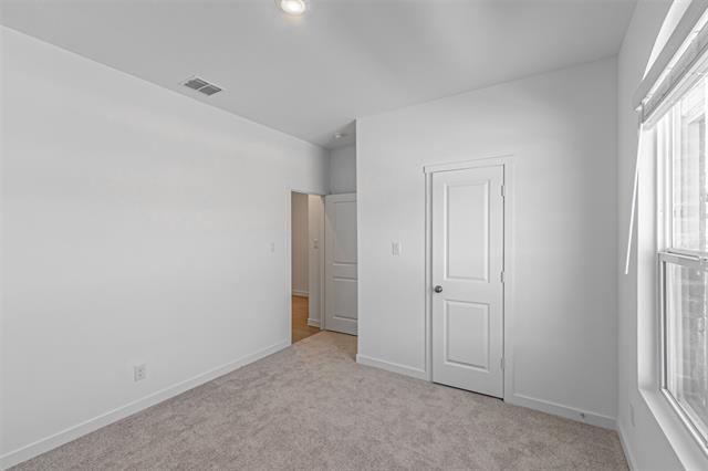 Building Photo - 10005 Warlander Dr