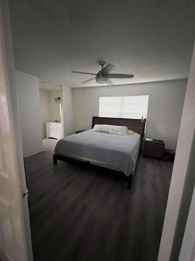 Building Photo - 1771 Harborside Cir