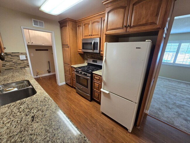 Building Photo - Beautiful 3 Bedroom Home in Glendora