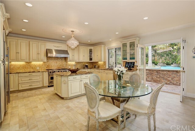 Building Photo - 10269 Cheviot Dr