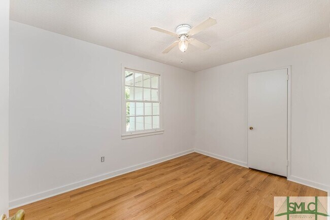 Building Photo - 120 Pine Valley Rd